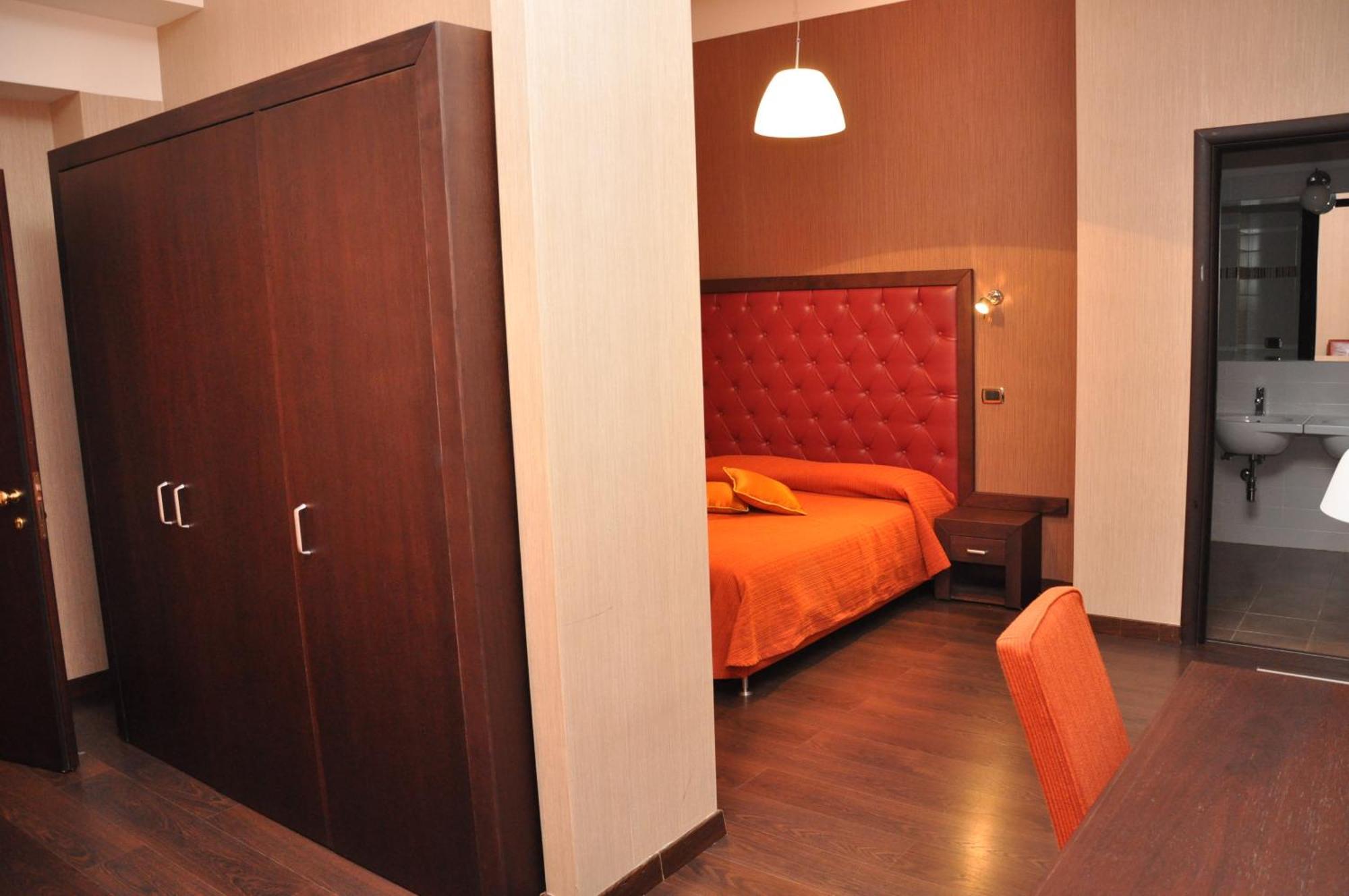Hotel Fontana Del Re Ариано Ирпино Стая снимка
